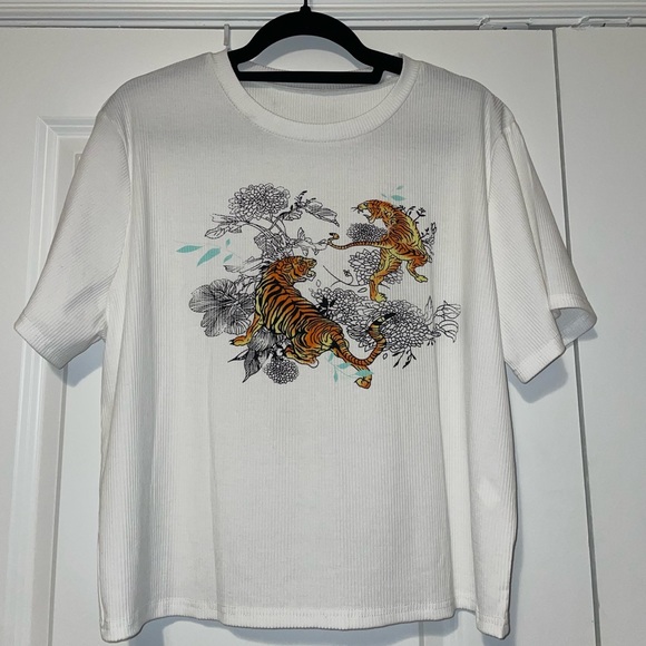 SHEIN Tiger Graphic t-shirt - Picture 2 of 3